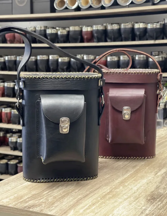 Morral 100% cuero con bolsillo 