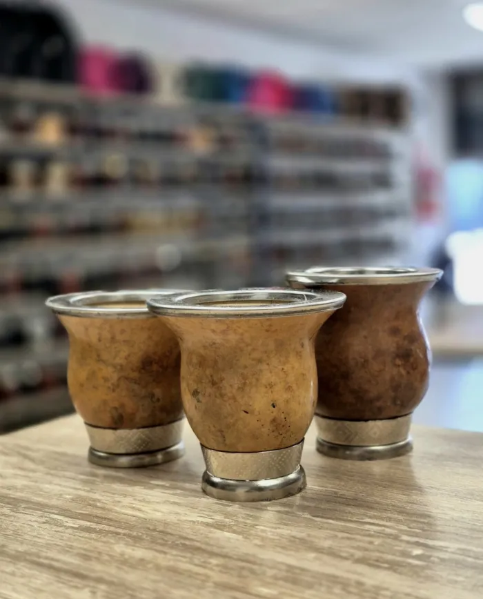 Mate criollo con virola y base 