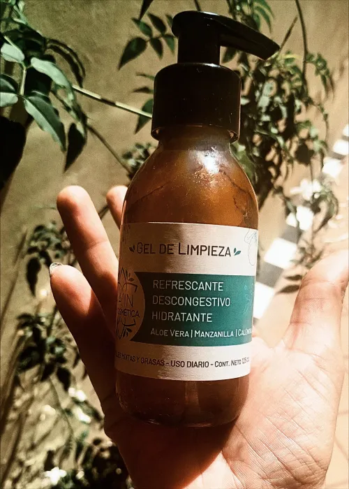 Gel de limpieza facial