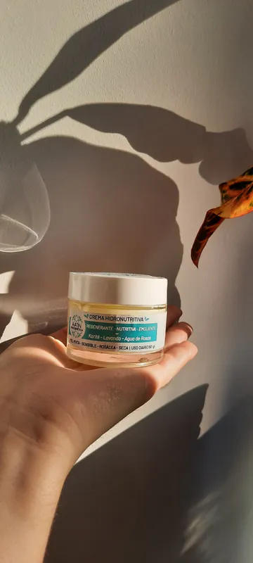 Crema facial Hidronutritiva