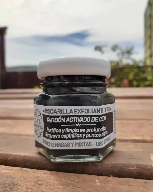 Mascarilla de Carbón Activado 