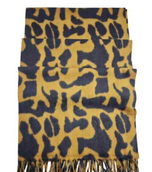 Mantón lanilla Animal print 4
