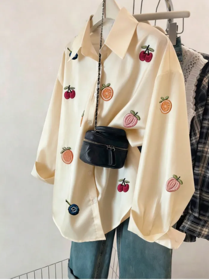 Camisa beige Estampada 🍒