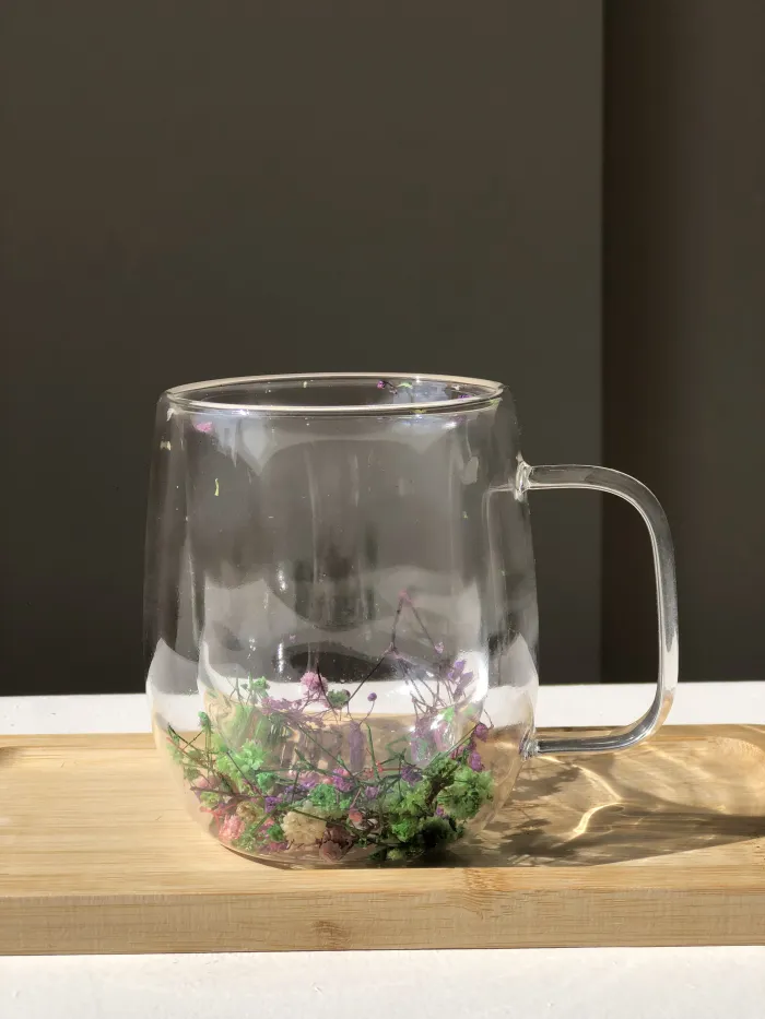 TAZA FLORES AURA VIOLETA Y VERDE 2