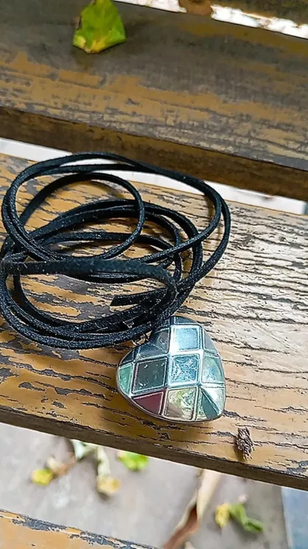 Lazos de gamuza (collar) 3