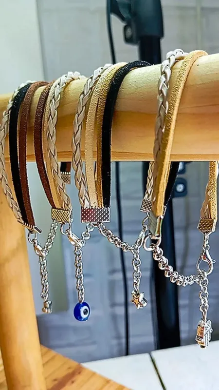 Pulseras convinadas, con extencion y diges 2