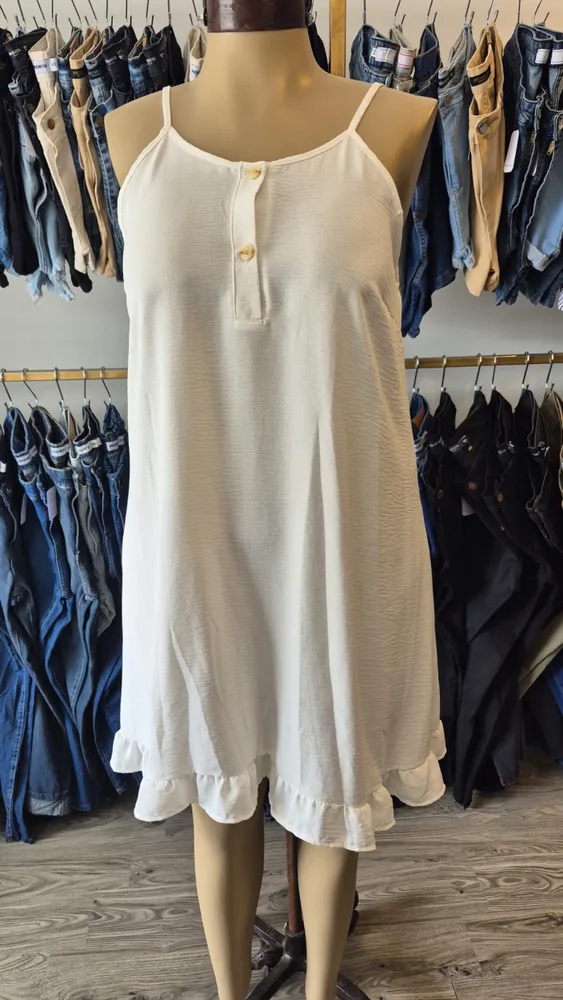 Vestido cey elastizado, con botones y volado