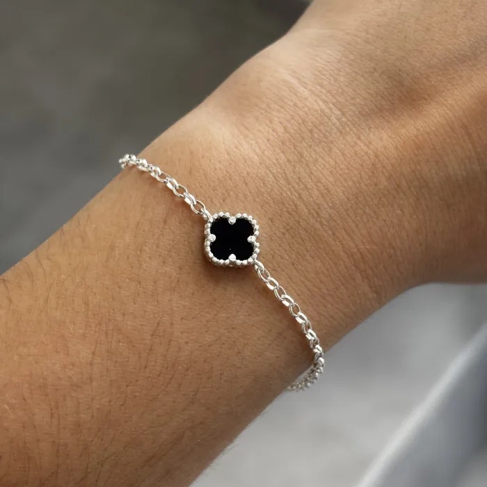 Pulseras