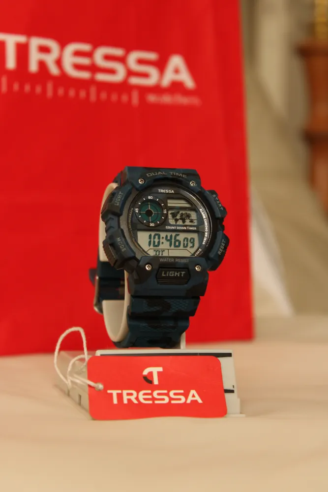 Reloj digital deportivo Dual time