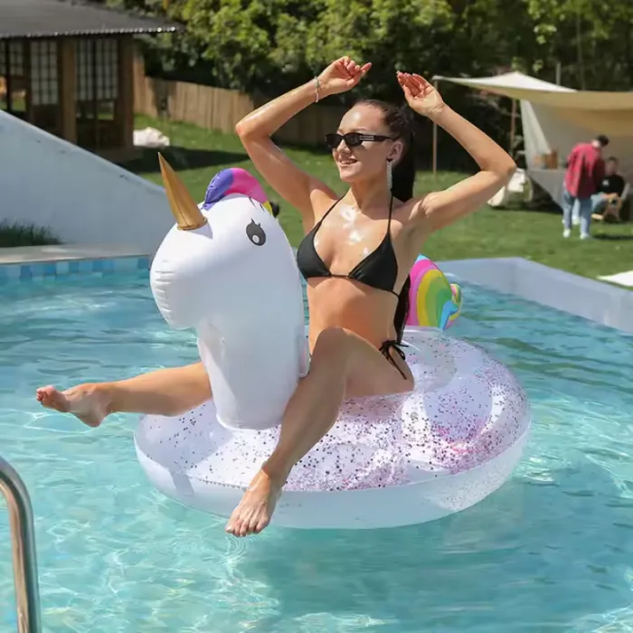 Inflable Unicornio Glitter Grande 1.74m x 0.84m 2