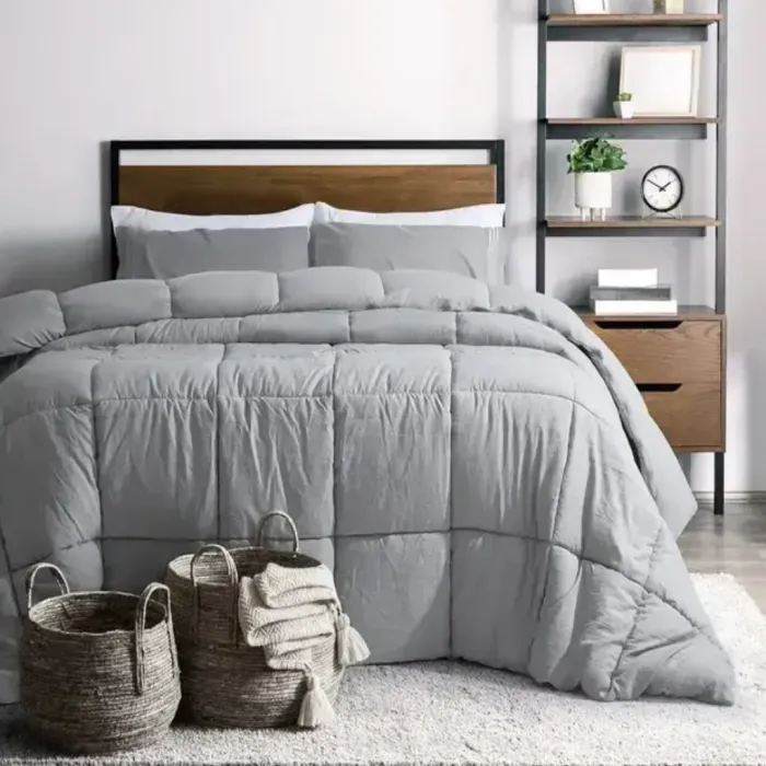 Acolchado Plumon Sintetico Queen | Gris