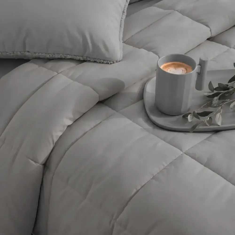 Acolchado Plumon Sintetico Queen | Gris 2
