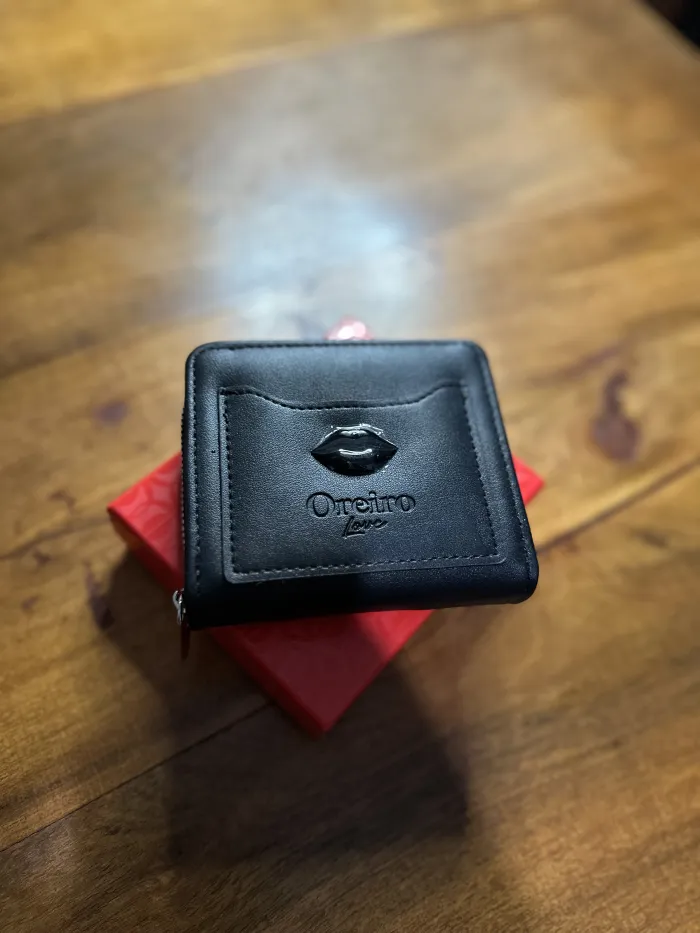 Billetera Oreiro Love
