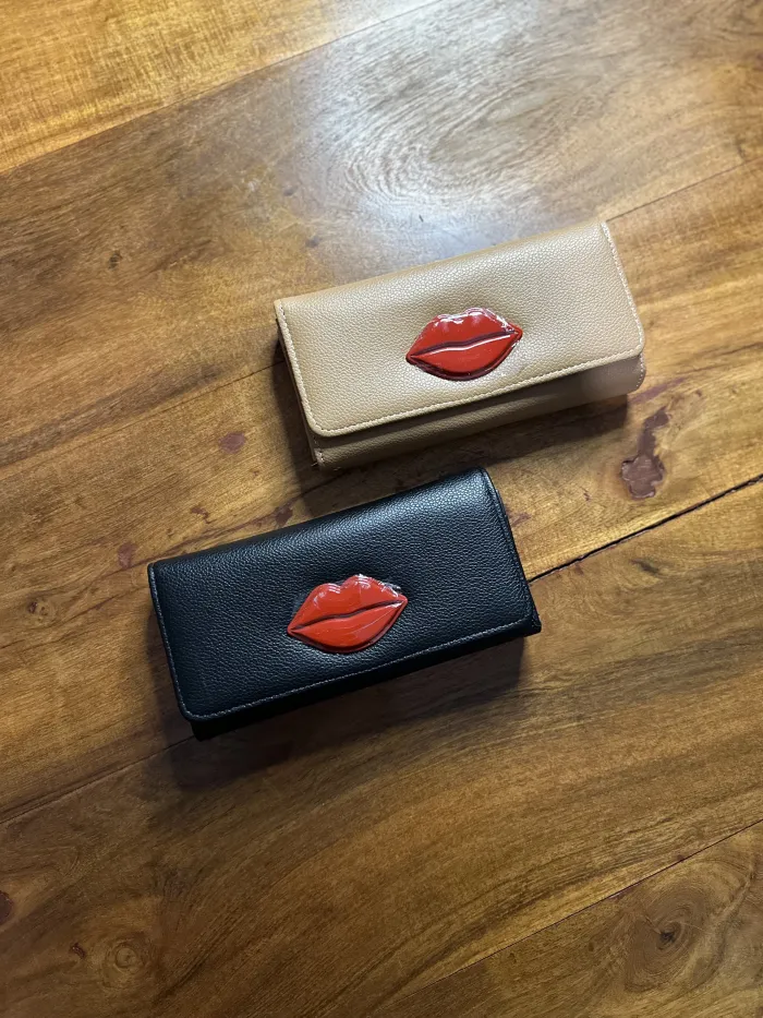 Billetera Oreiro Love