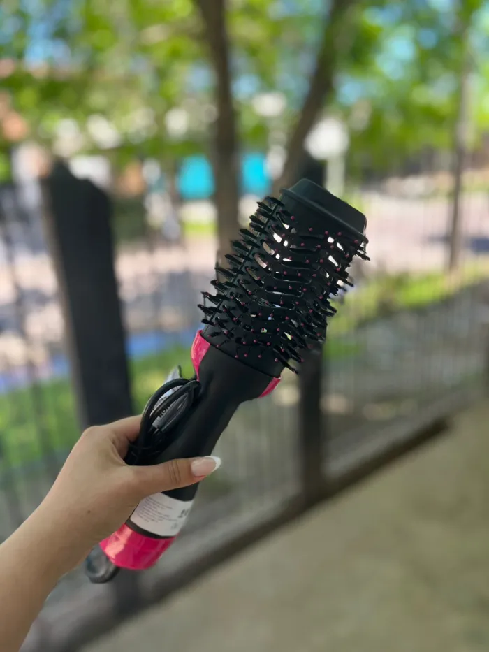 Cepillo Secador – Secá y alisá en un paso 💕