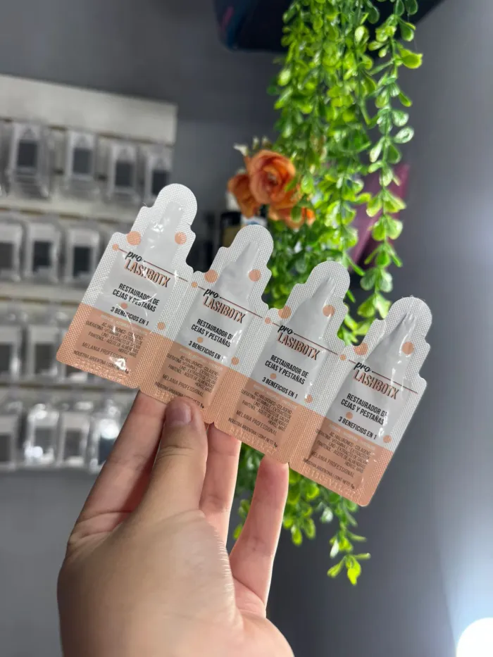 lashbotox melania x4