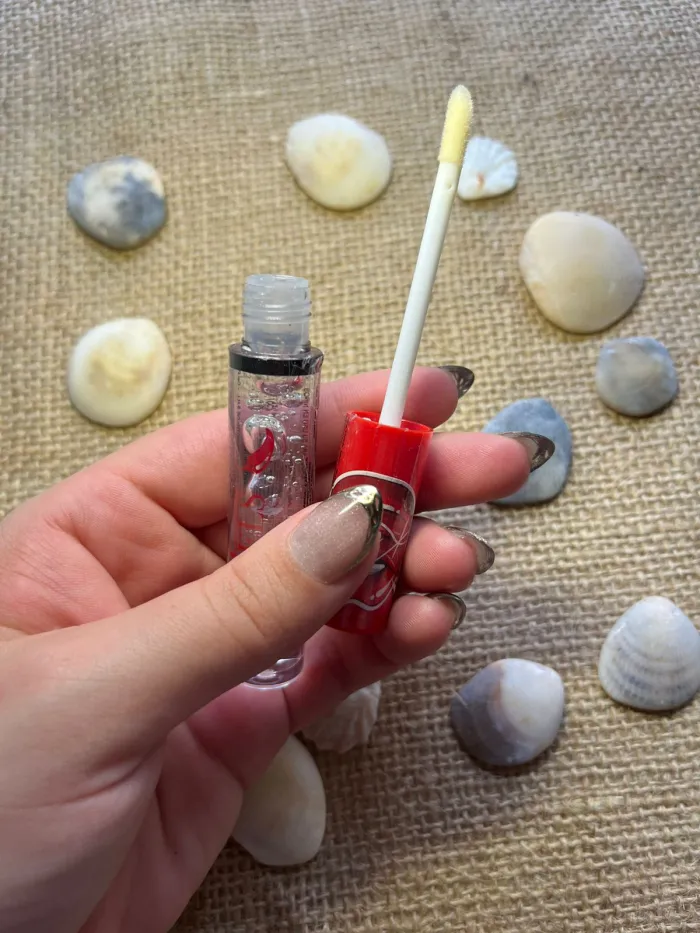 Labial voluminizador de labios 4 Angels 2