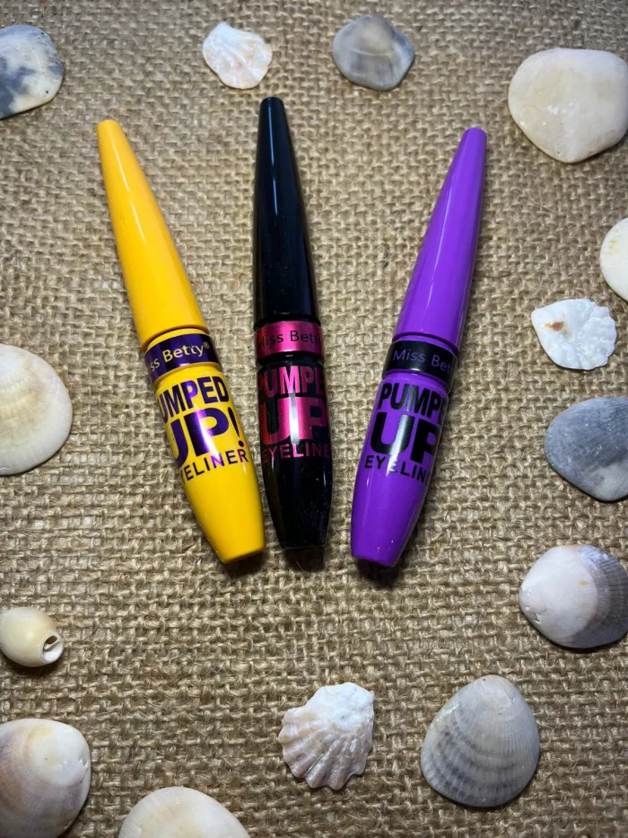 Delineador Liquido PUMPED UP 