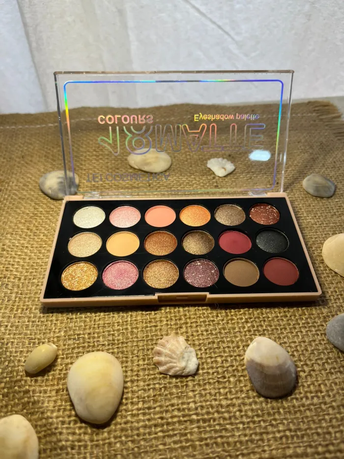 Paleta de sombras TEI 18 tonos