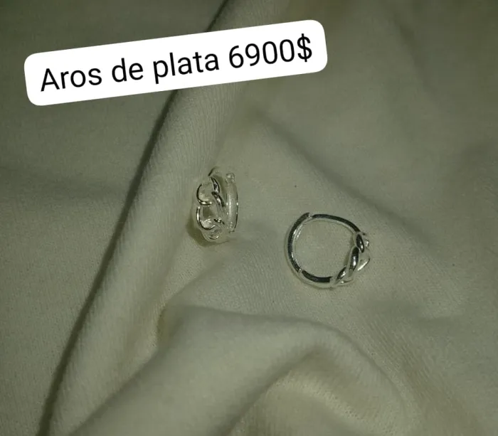 Aros de Plata Elegantes