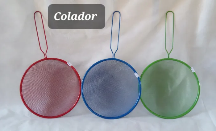 COLADOR DE 18CM
