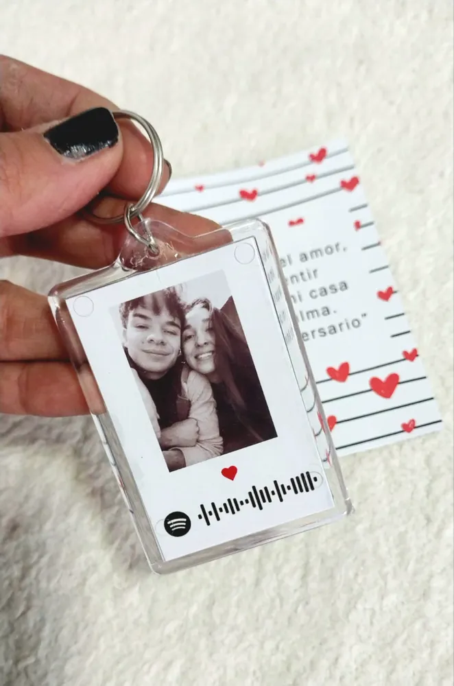 Llaveros portafoto con canción