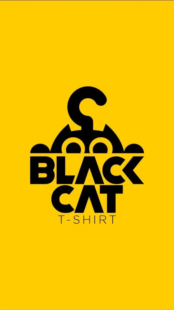 BLACK CAT T-SHIRT