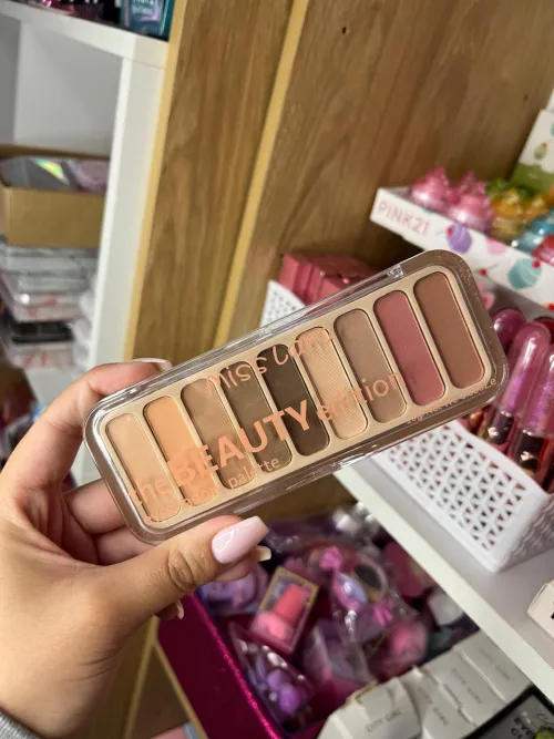 Paleta de sombras Miss Lara