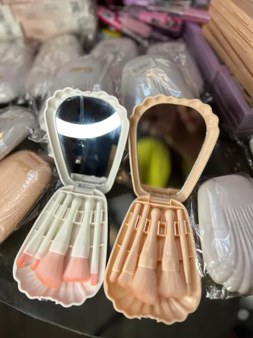 Set de brochas ostras