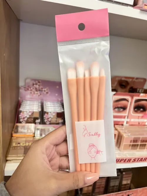 Brochas Sally