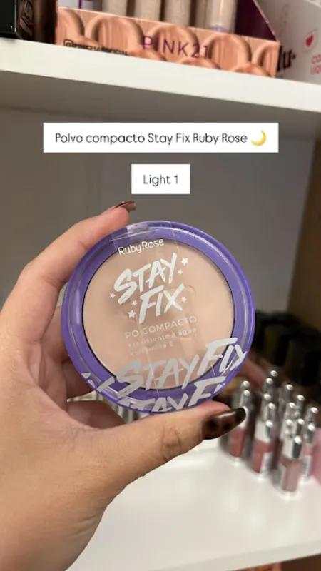 Polvo compacto Stay Fix Ruby Rose
