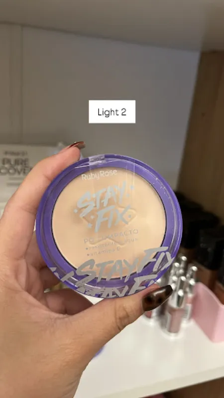 Polvo compacto Stay Fix Ruby Rose 2
