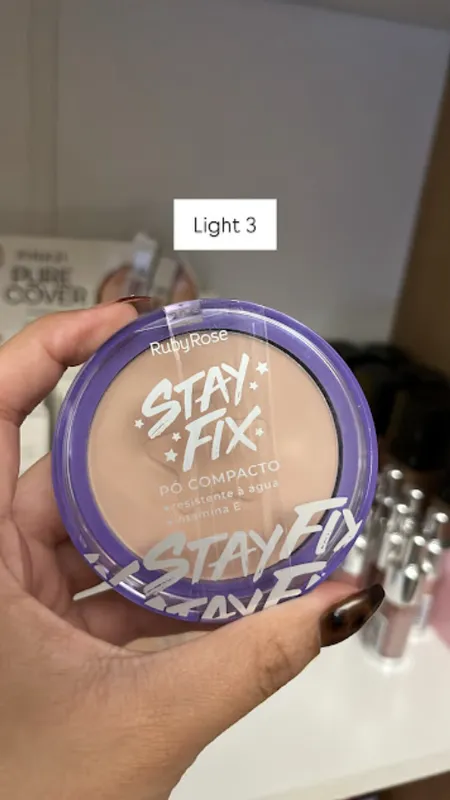 Polvo compacto Stay Fix Ruby Rose 3
