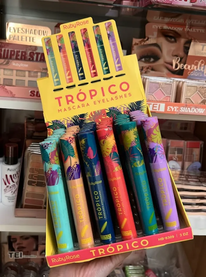 Máscara de pestañas Trópico Ruby Rose