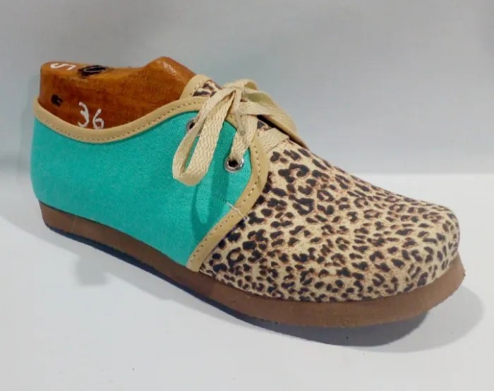 Alpargatas con cordones Animal print Turquesa 