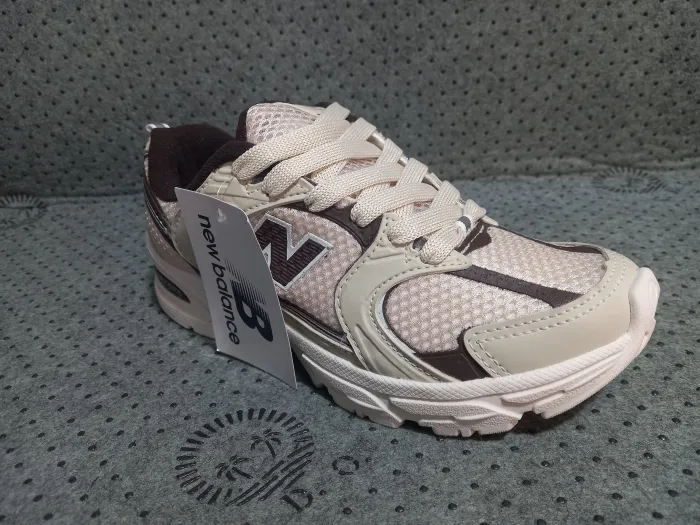New Balance 530 Beige Brown 2