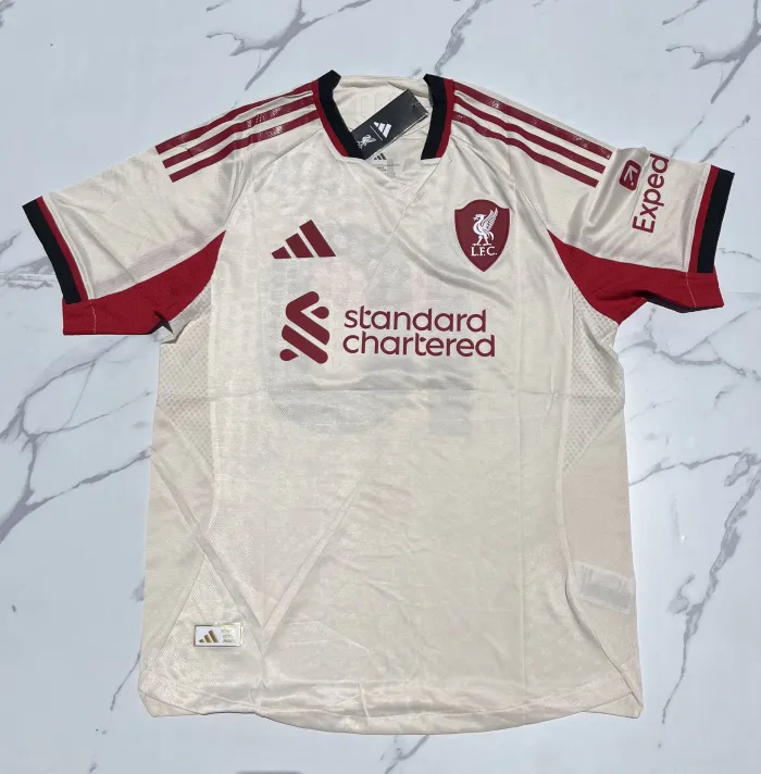 Liverpool Alt. 25/26