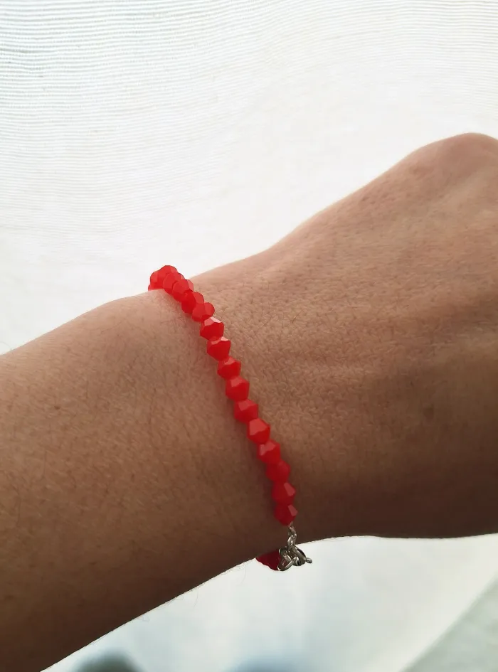 Facetada Roja 2
