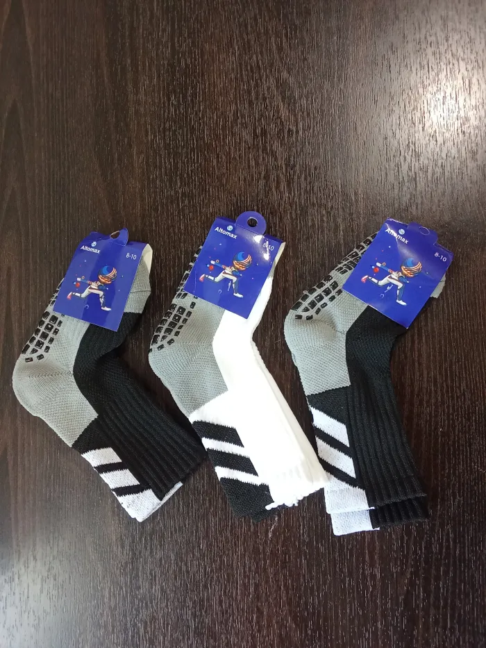 Tenis Deportiva Niño 3/4 - Antideslizante de 8-10