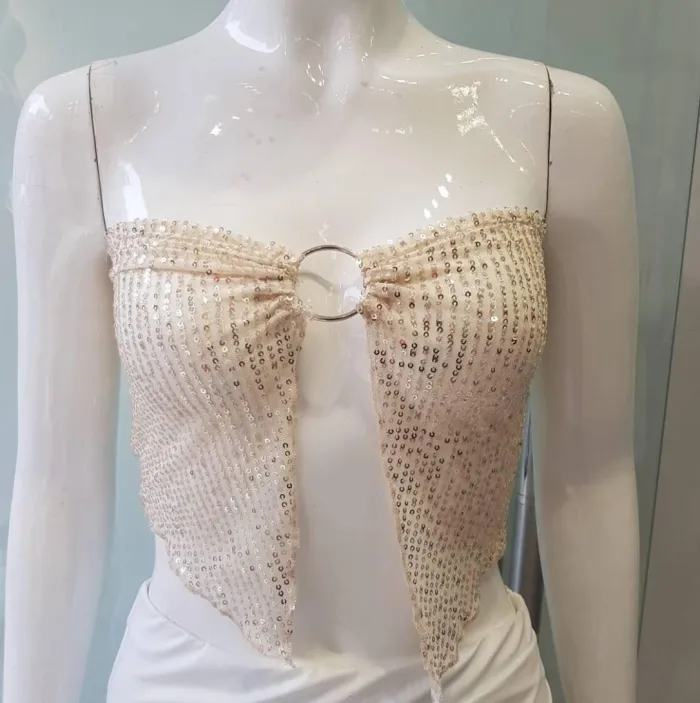 Strapless de lentejuela con aro