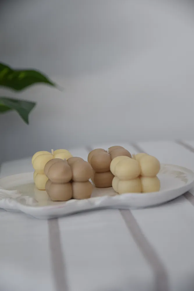 Vela Souvenir Mini Bumble  2