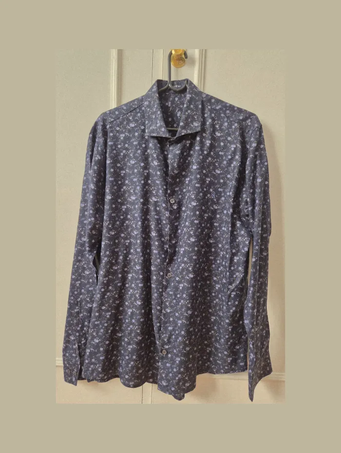 Camisa Estampada Azul Oscuro