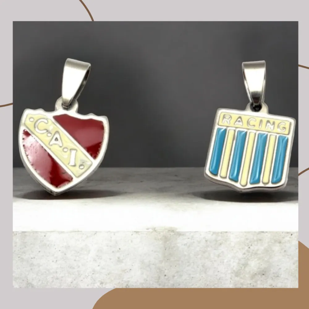 Escudos futbol acero 3