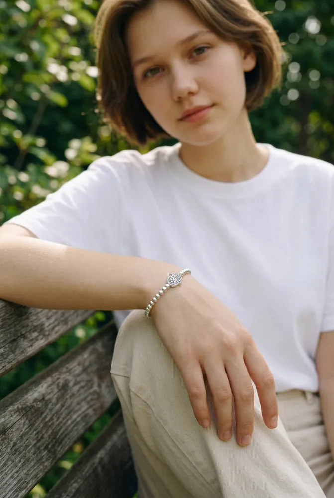 Pulsera de Acero Blanco con Mano Protectora elastizada 2