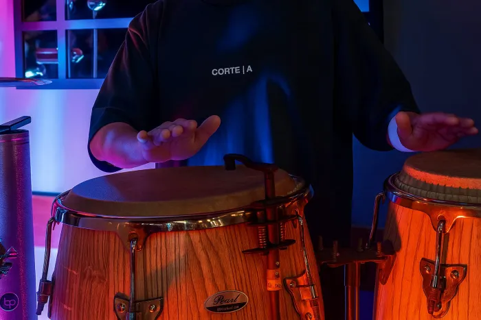 REMERA - CORTE | A - OVER - VERDE / AZUL MARINO 2