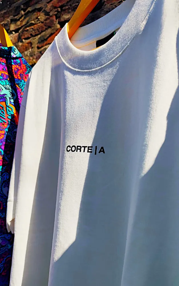 REMERA - CORTE | A - OVER SIZE - BLANCA