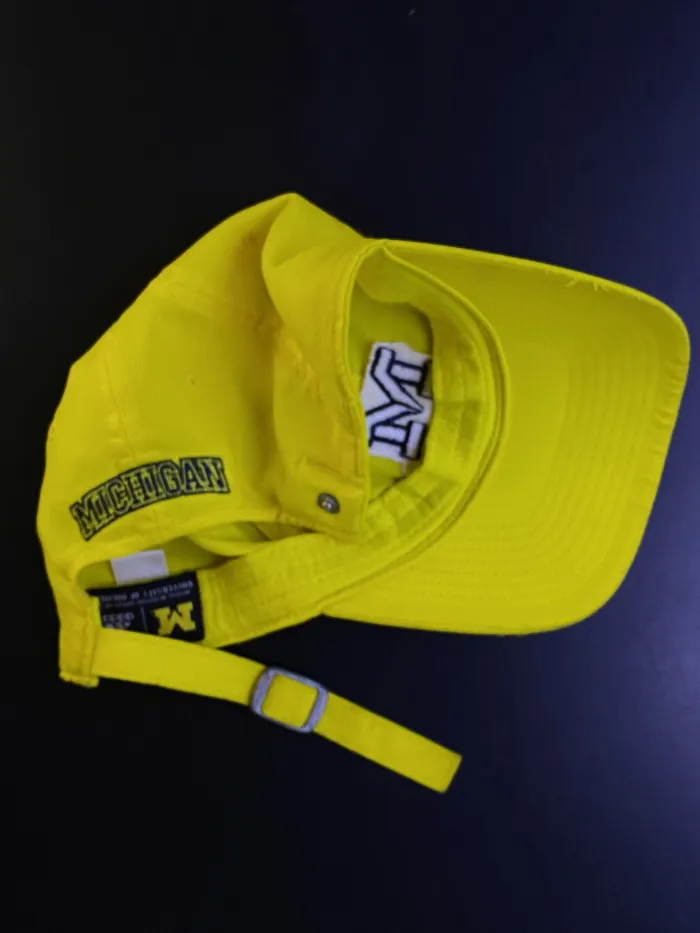 Gorra Michigan x Adidas 2