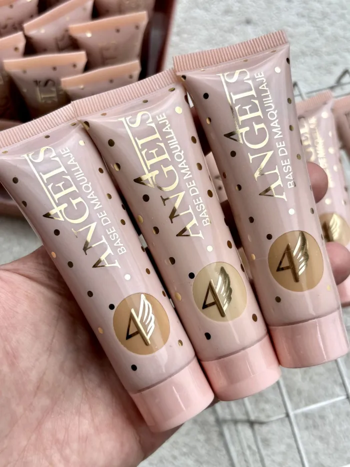 Correctores, bases y polvos