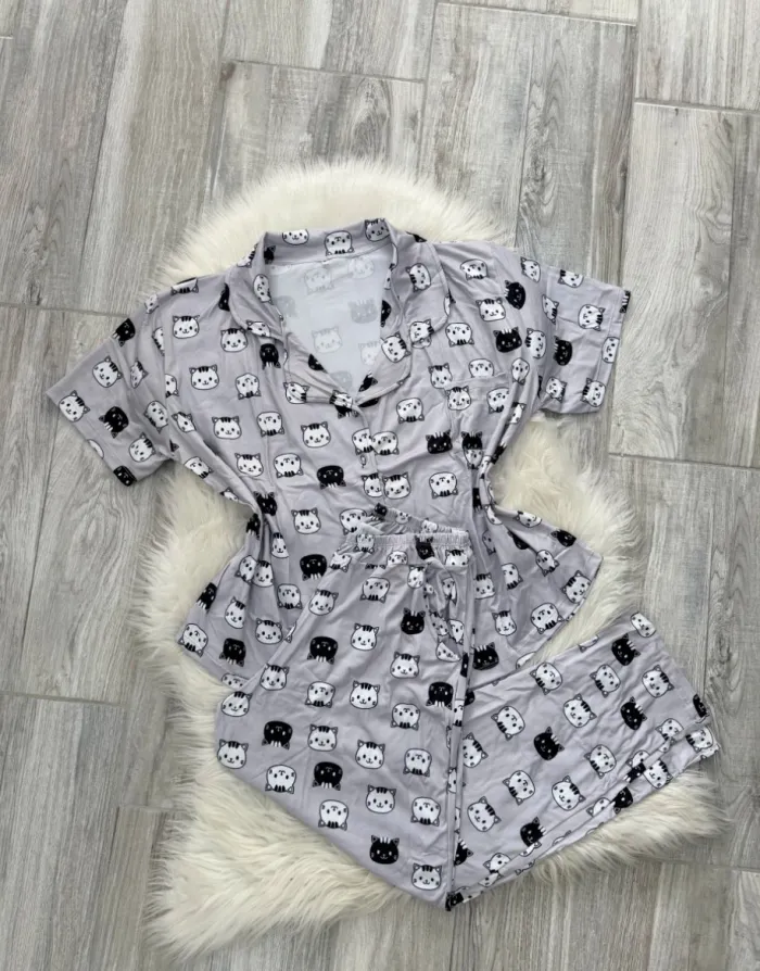 Pijamas camiseros de algodón  2