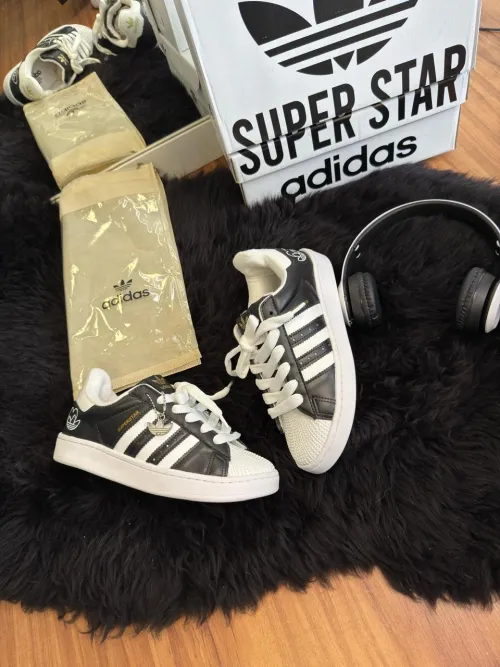 ⚫️⚪️ADIDAS SÚPERSTAR⚪️⚫️